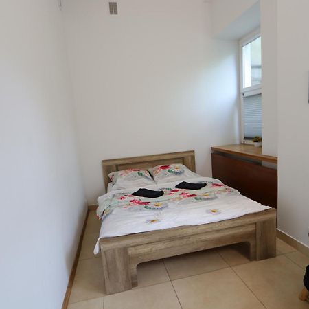 Fantastic Waw - C19 Room F Varsavia Esterno foto